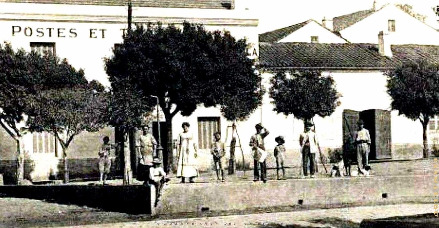 2548- Saoula - Poste et Place2 - 1913.jpg